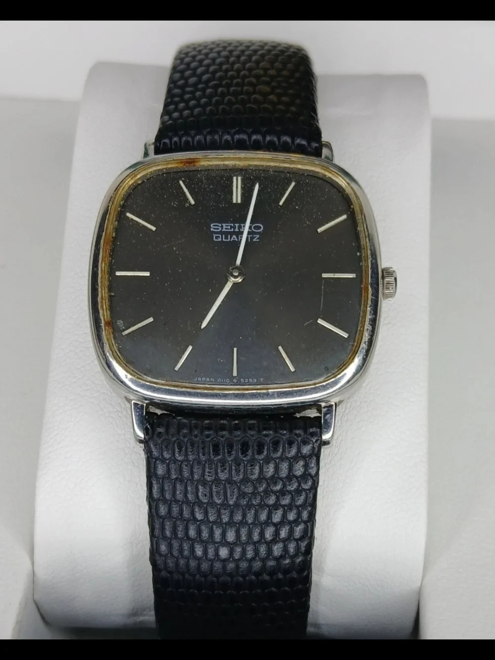 Vintage Seiko Quartz 4110-5209 Black Dial Square Men's Watch Leather Strap